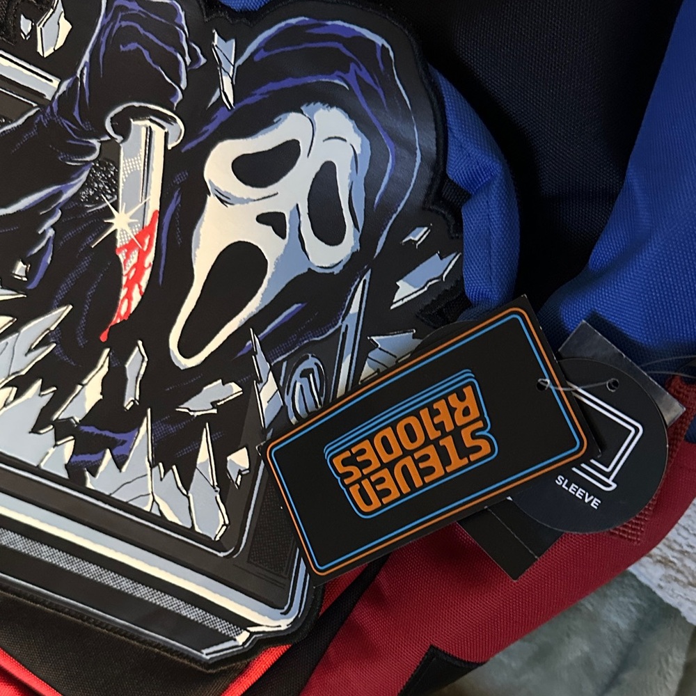 Scream Backpack - Picture 6 of 6